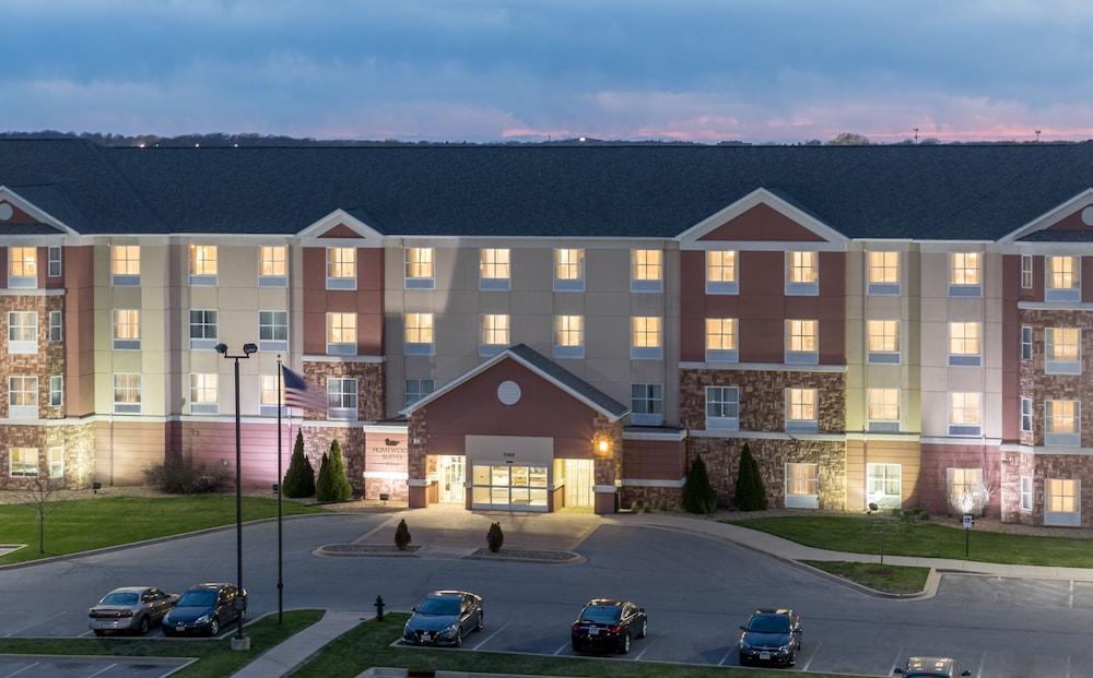 Homewood Suites By Hilton Cedar Rapids-North Bagian luar foto