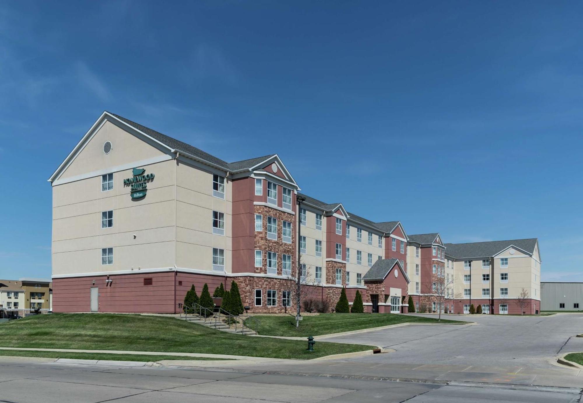 Homewood Suites By Hilton Cedar Rapids-North Bagian luar foto